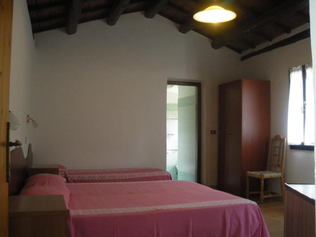 Agriturismo Orsaiola Urbania Zimmer foto